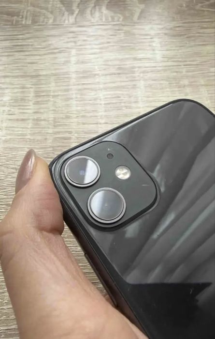 IPhone 11 продается