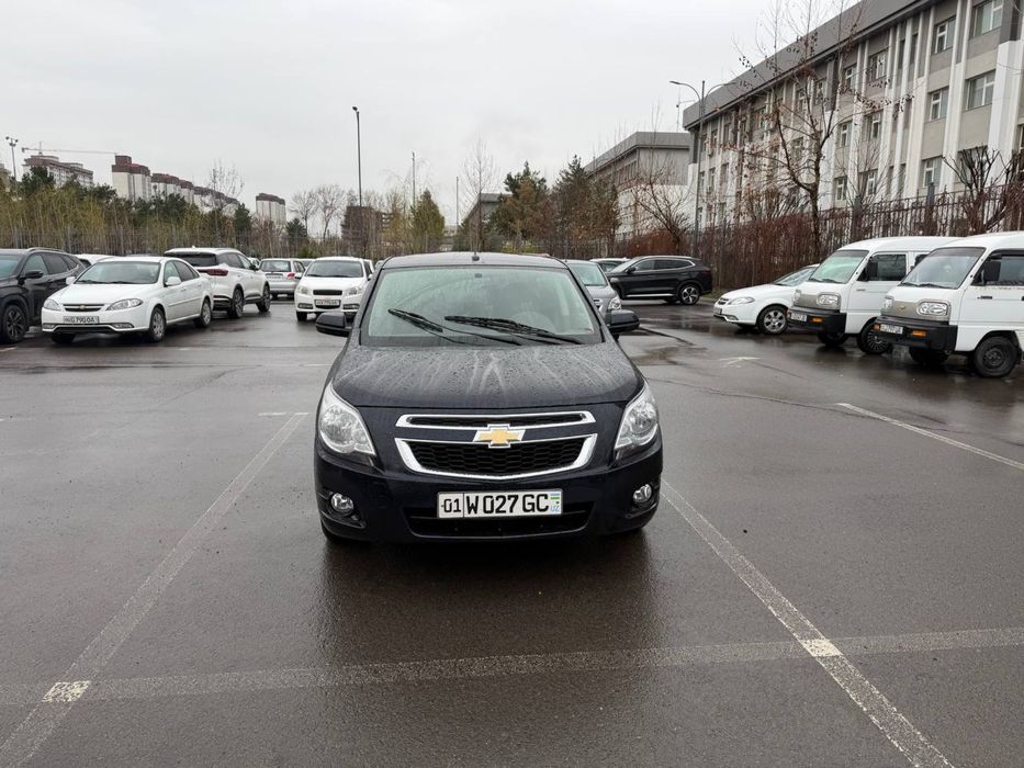 Cobalt avtomat 2023 sotiladi. 10.000 km probeg. Kraskasi toza