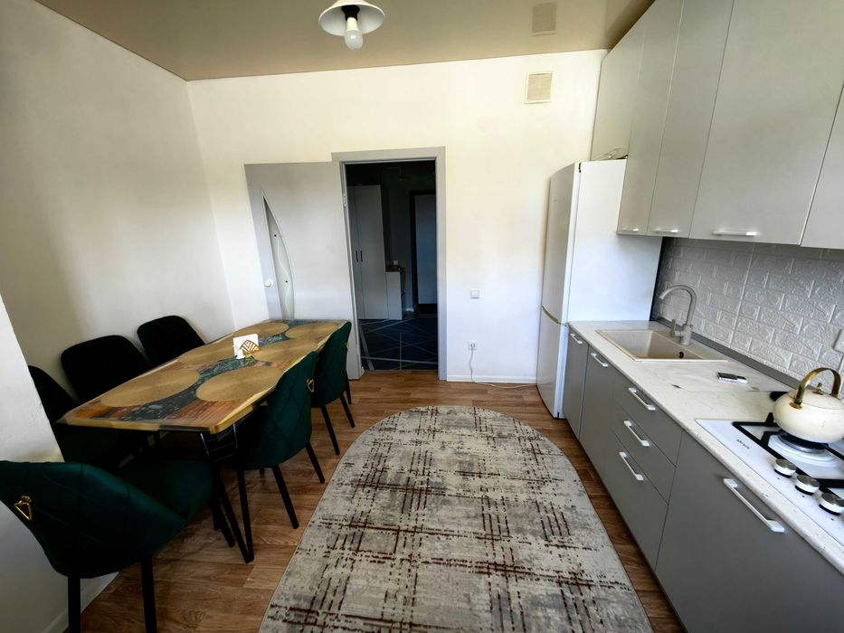 Продам квартиру полуторку