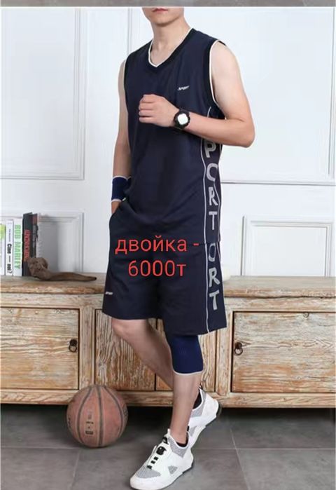 Жаңа киімдер сатылады