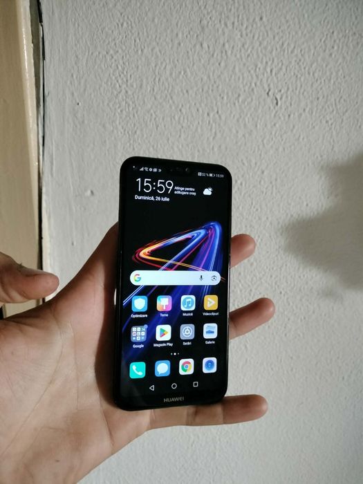 Vând schimb Huawei p20 lite