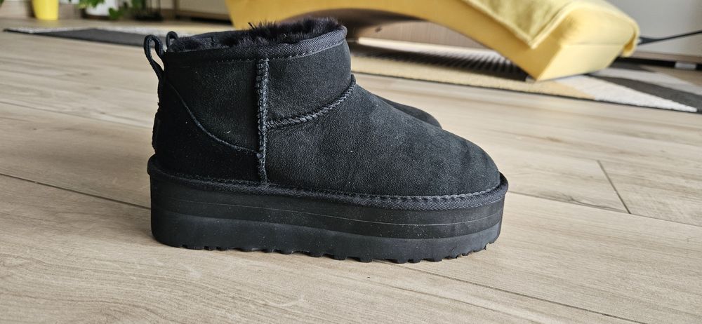 Ghete clasic ultra Mini UGG