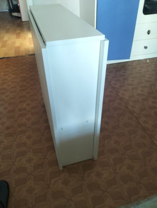 Продам стол книжка