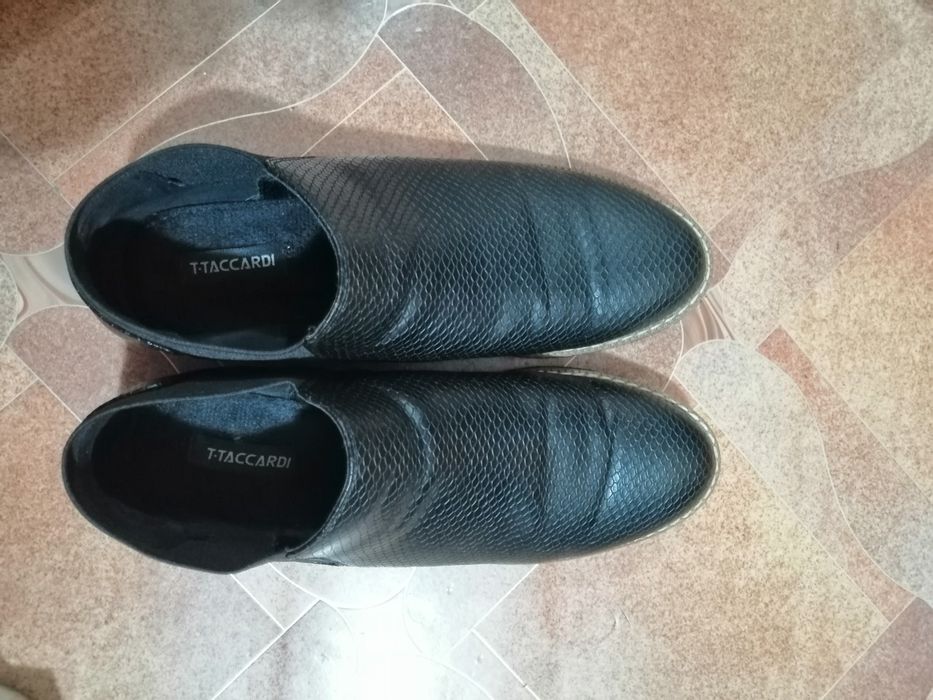 Продам женскую обувь 41 размера