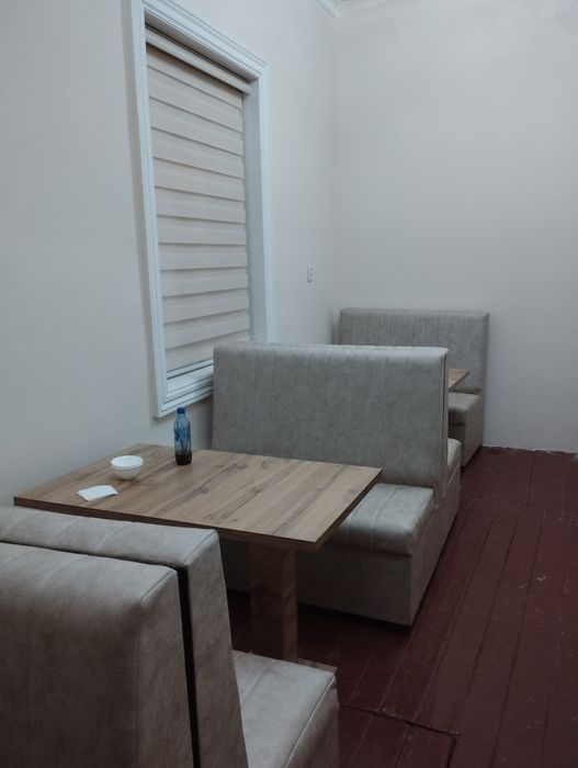 Cafe uchun mebel komplekt sotiladi