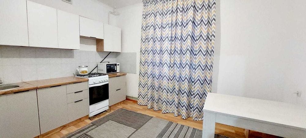 Посуточно 3 комн. квартира (Арай)