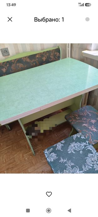 Стол кухонный и стулья