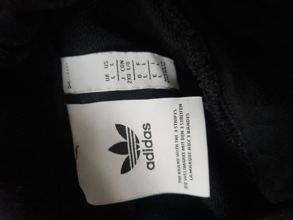 Adidas мъжки суичър L размер.