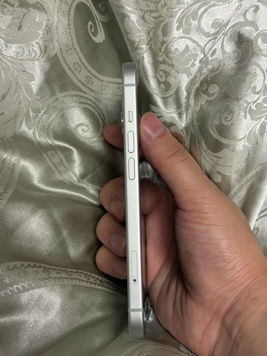 Срочно Продам Iphone 15 128гб