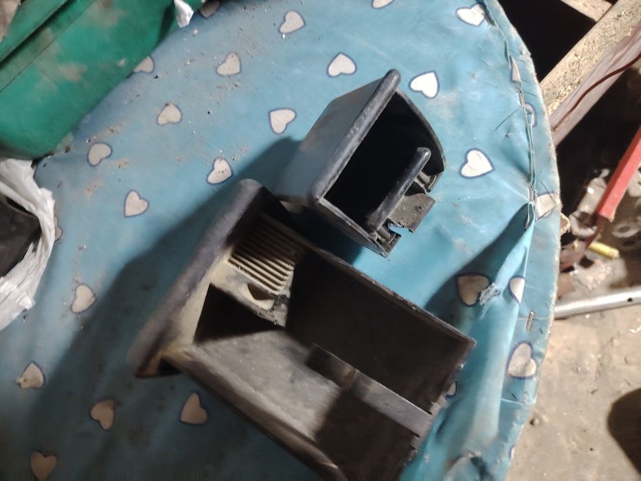 Пепельница от 626 мазды