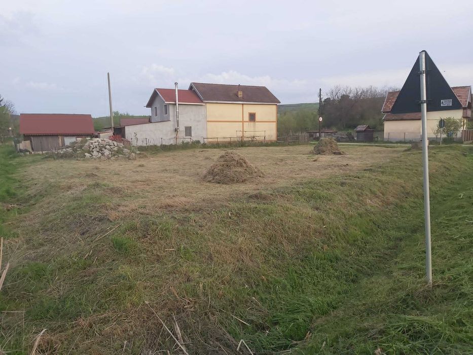 Vand teren intravilan sat Pata cu autorizatie de constructie obtinuta in iunie 2026