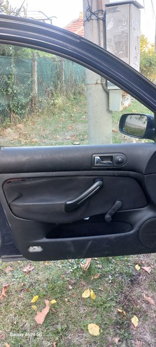 WV Голф 4 1.6 8клапана  четириврат На части