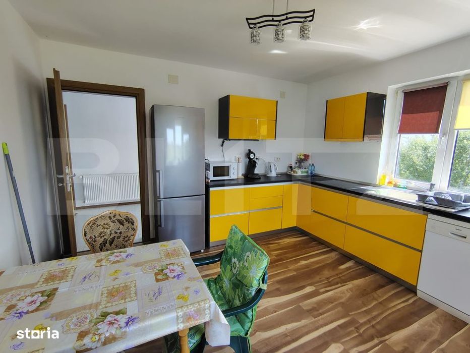 Casa individuala remarcabila cu 6 camere, 360 mp, teren 4472 mp, Comun
