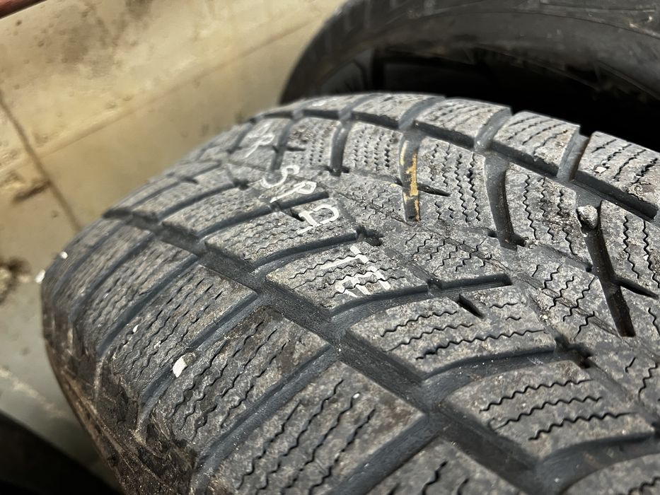 Anvelope Iarna GOODYEAR UltraGrip Performance SUV 225/65 R17