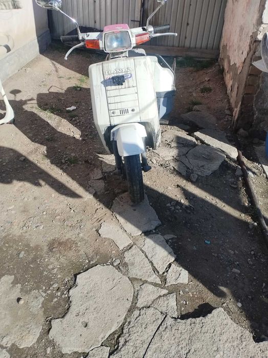Мапед HONDA DIO трех цикл