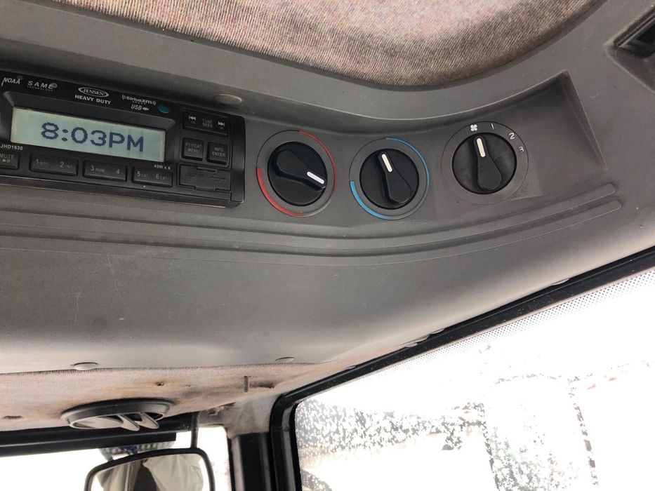 Tractor New Holland 8560 de vînzare