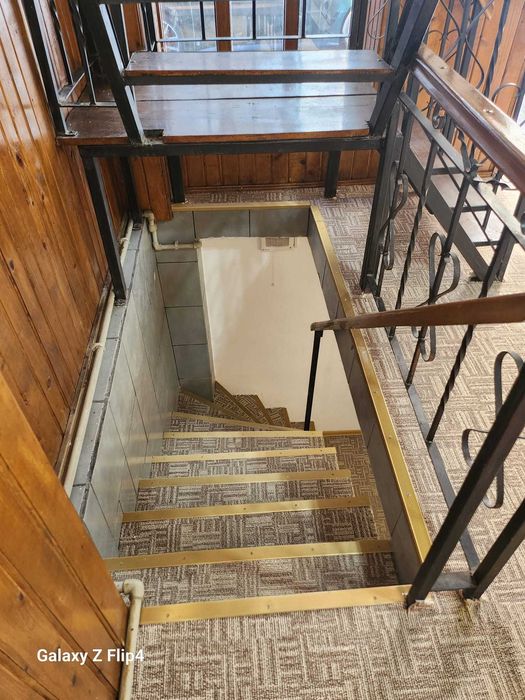 Inchiriez triplex 55 mp, singur in cladire, la Universitate