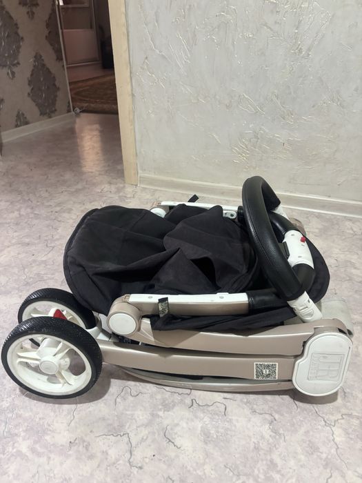 Коляска сатылад фирменный