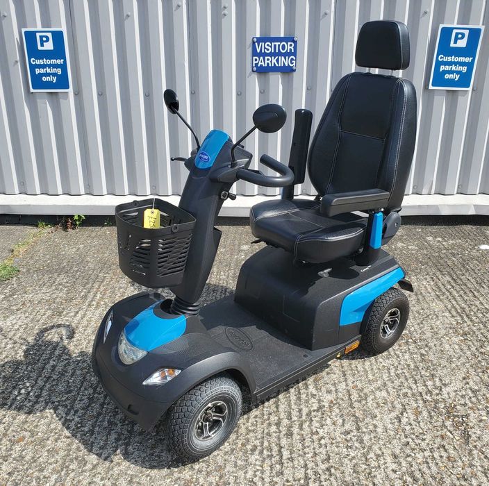Скутер за трудно подвижни хора мн запазен  INVACARE COMET PRO
