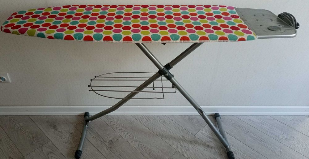Продается гладильная доска «Nika» б/у