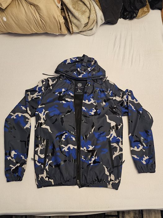Jacheta camuflaj