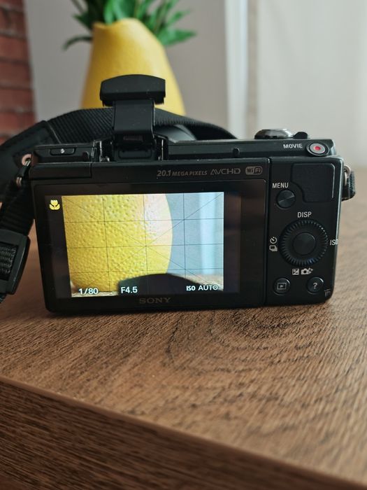 Sony Alpha A5000 + obiectiv Sony 28-70mm OSS + accesorii
