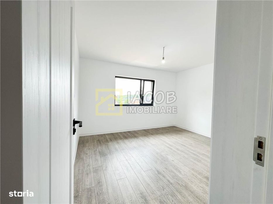 Case de vanzare Margineni, Bacau