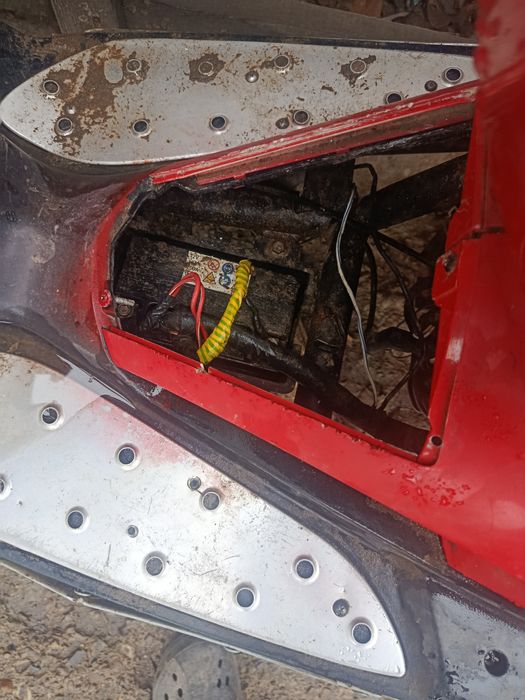 Scuter tgb 49cc defect