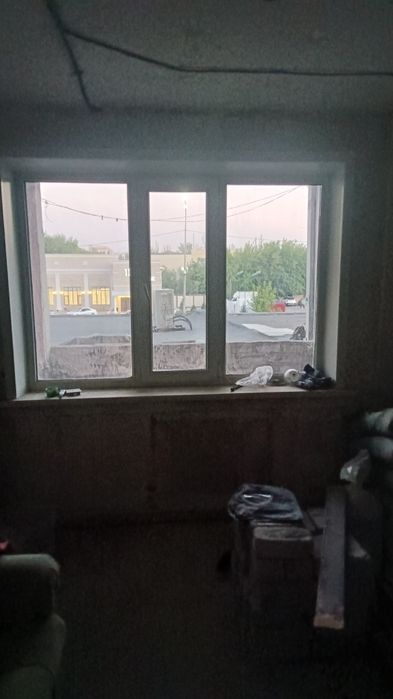 Продам пластиковое окно.