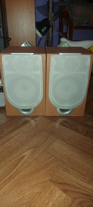 Radio casetofoane în stare foarte bună funcționează.