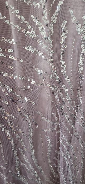 Rochie de seara, purtata 6 ore