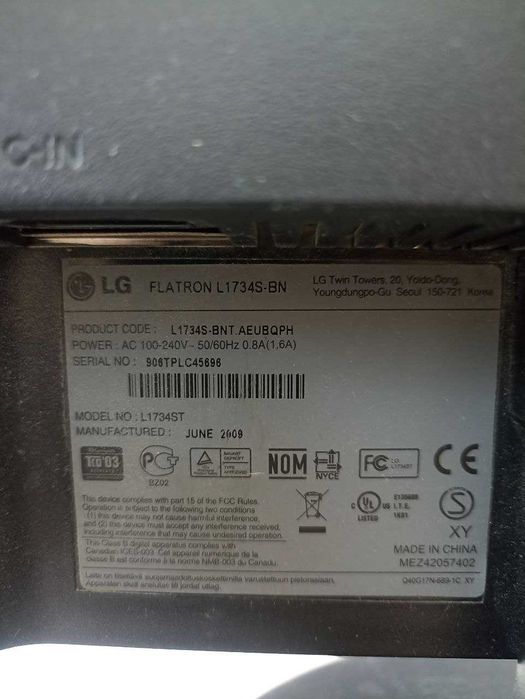 Продаю монитор lg