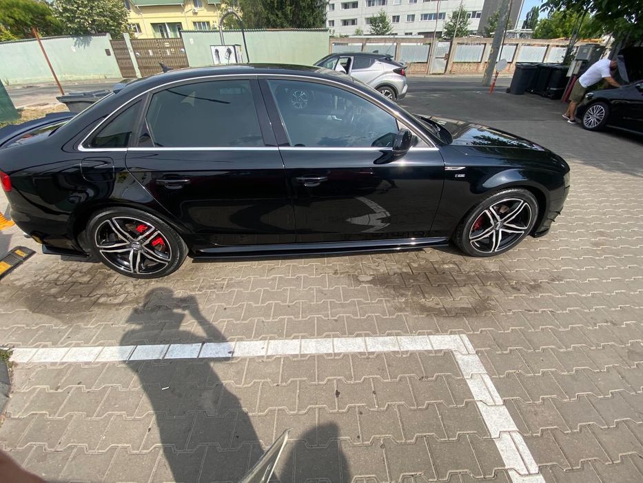 AUDI A4 0 — imagine 3