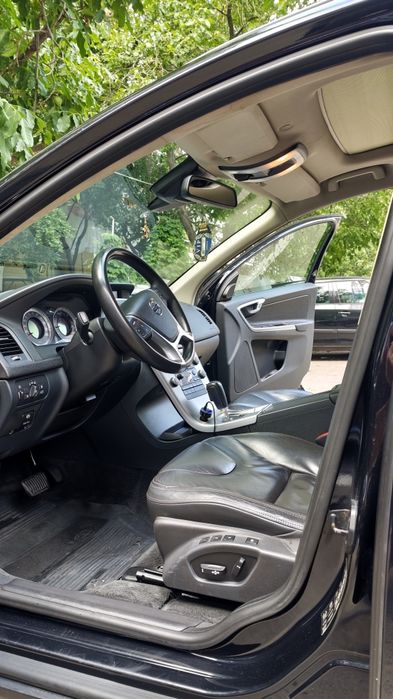 VOLVO XC60 2011 — imagine 5