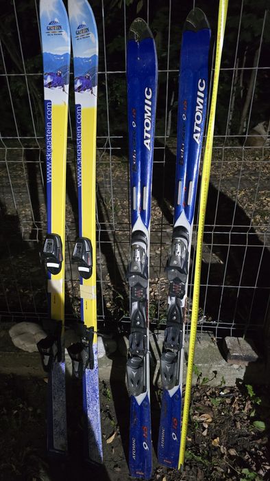 Skiuri Atomic 160 cm si 165