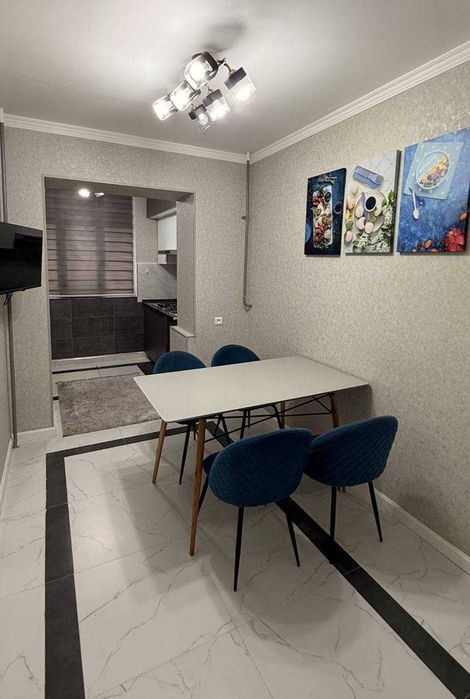 Эльбек, Канадская школа, магазин Виноград, 77-я серия