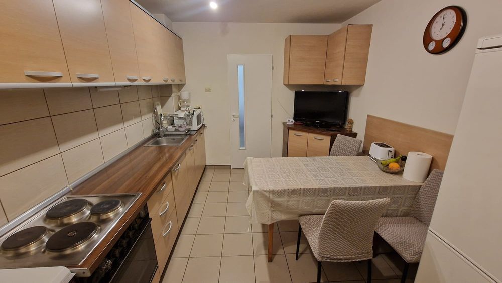 Apartament 4 camere Feldioara