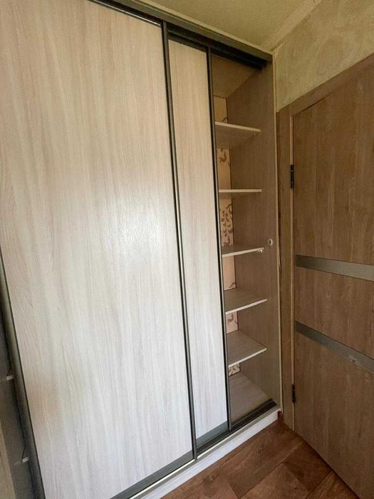 Сдам 2 ком квар.Центр Достык Мол 160тыс
