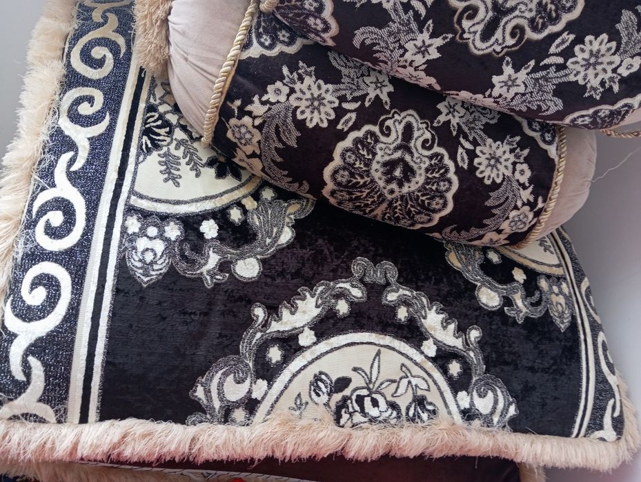 Курпача сотилади