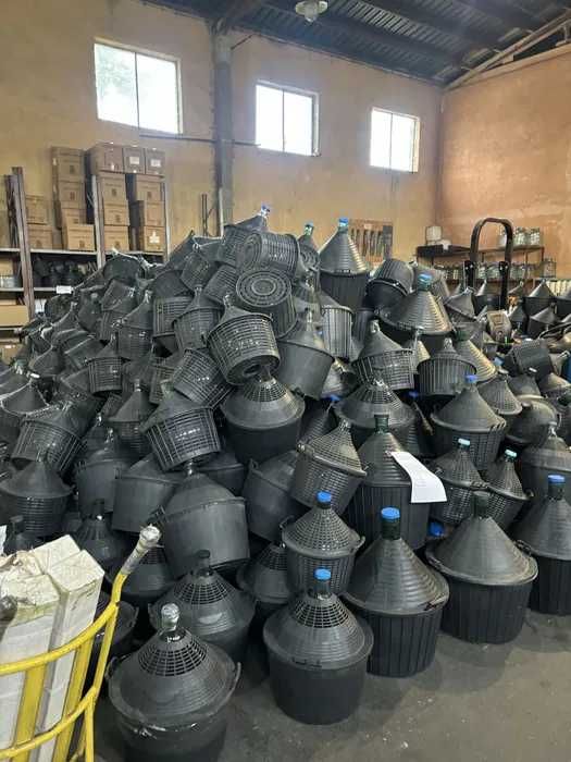 Стъклени дамаджани - 5 л. 10 л. 15 л. 20 л, 25 л. 34 л. и 54л.