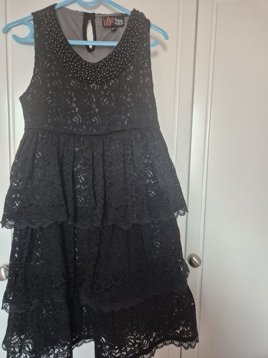 Rochie scurta din dantela varsta 11-12 ani