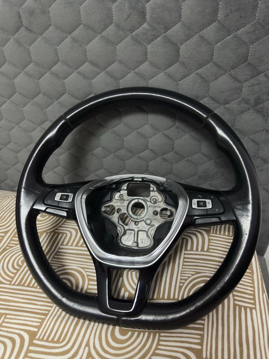 Volan Volkswagen Passat B8 / B6 / B7 / Golf VII / CC //