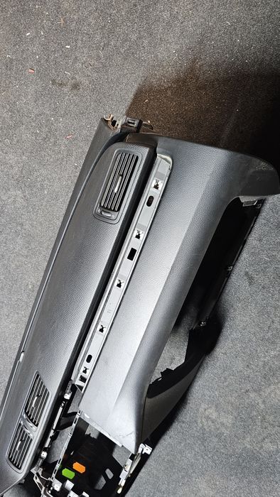 plansa bord volkswagen passat b6