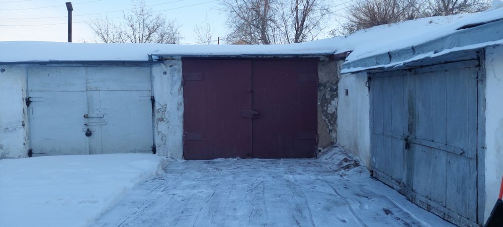 Продам гараж. Район ДК.