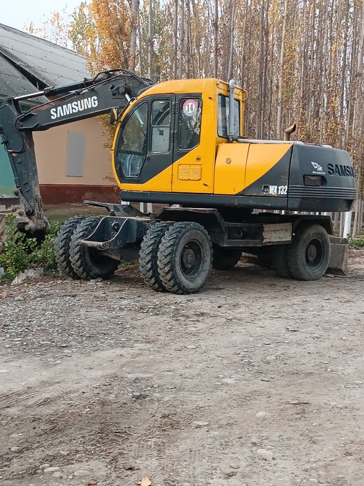 Ekskavator Samsung 132