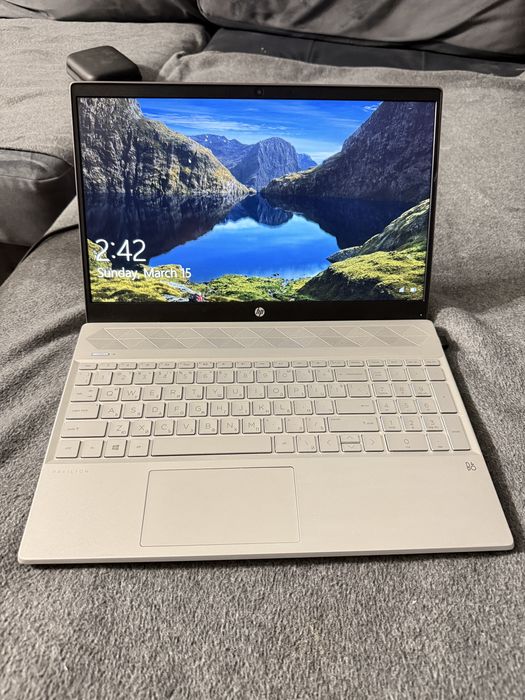 HP Pavilion 1 TB SSD