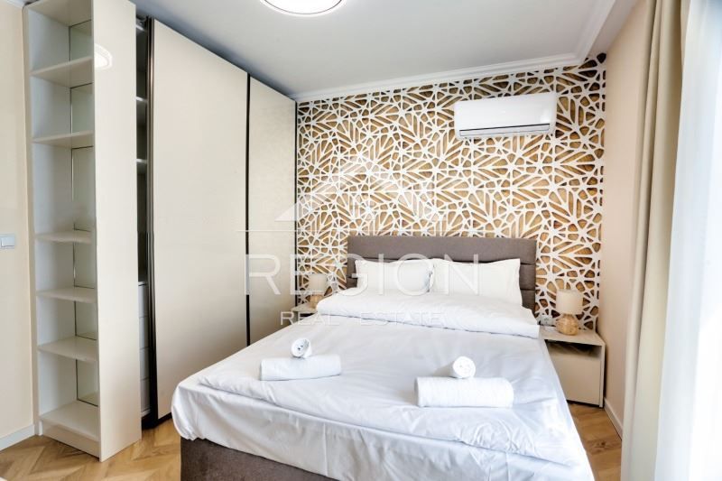 Дава се под наем Тристаен апартамент в Варна, Галата - 85 кв.м за 800 € - Снимка #6