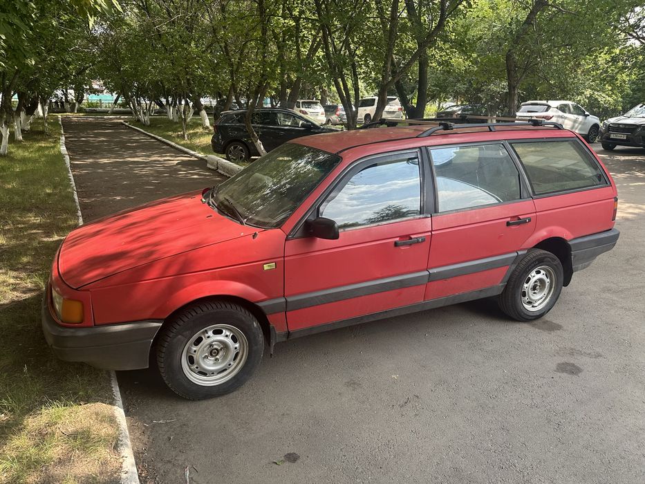 Пассат В 3 1992 г.в. 1,8 л