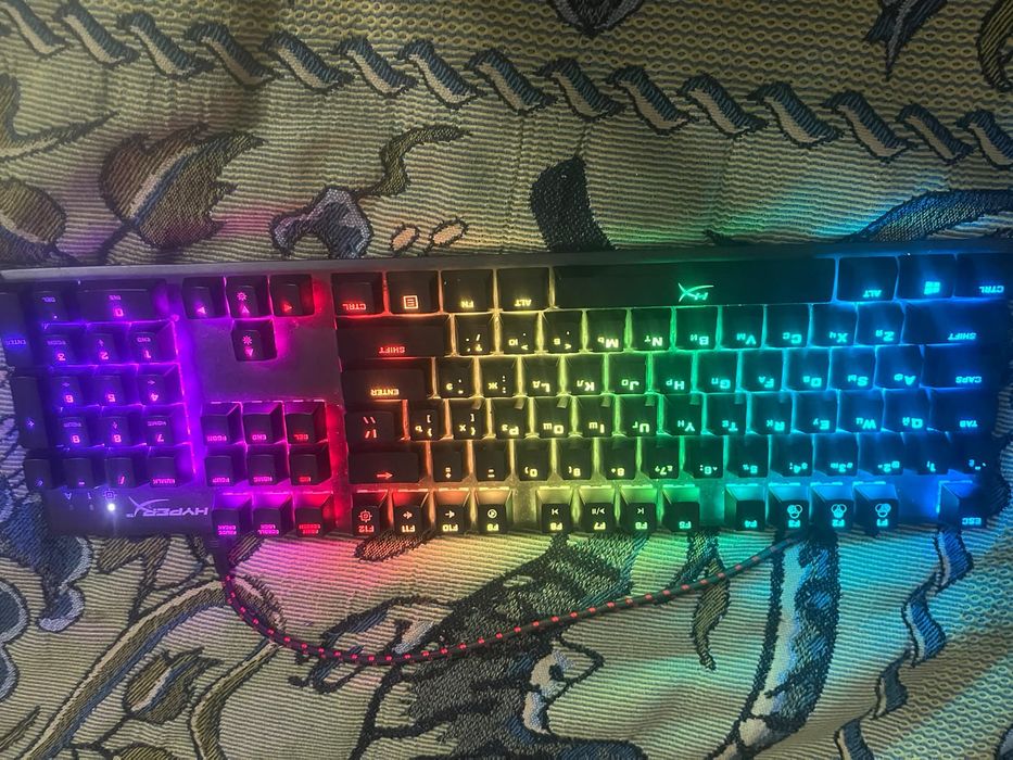 HyperX клавиатура