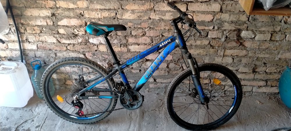Подростковый велосипед. Колеса на 24.